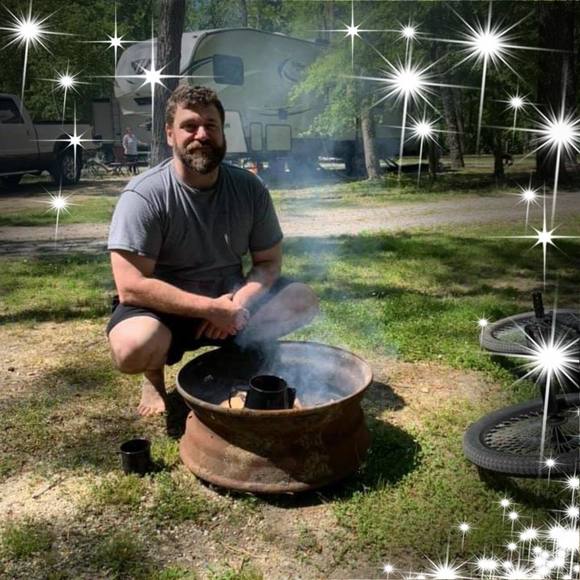 Meet your Posher, Chris - Picture 1 of 1
